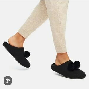FitFlop Chrissie Pom Pom Slippers Size 7 Black Slip Arch Support Comfort Stylish